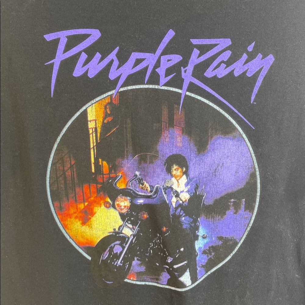 Prince Purple Rain Graphic T-Shirt Black Unisex Size Medium